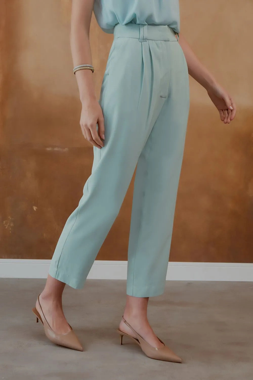 CLASSIC TROUSERS