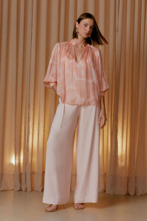 SPOTLIGHT BLOUSE